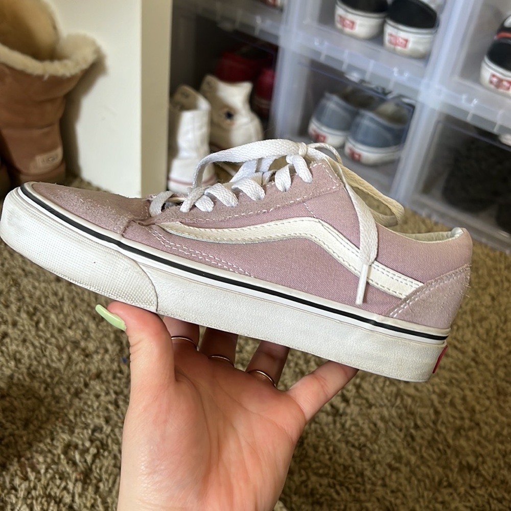 Vans - Picture 5 of 11